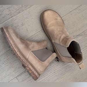 Birkenstocks Chelsea boots